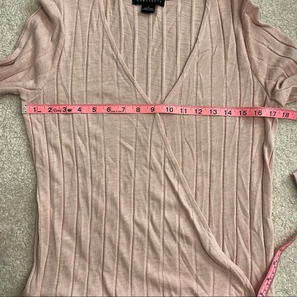 Sanctuary Pink Faux Wrap Knit Sweater Womens Large L Pink Blush Cotton Rayon - Picture 6 of 7